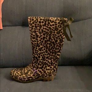Girls leopard print boots